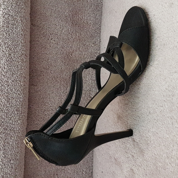 Expression Black Strappy Heels - Picture 7 of 7